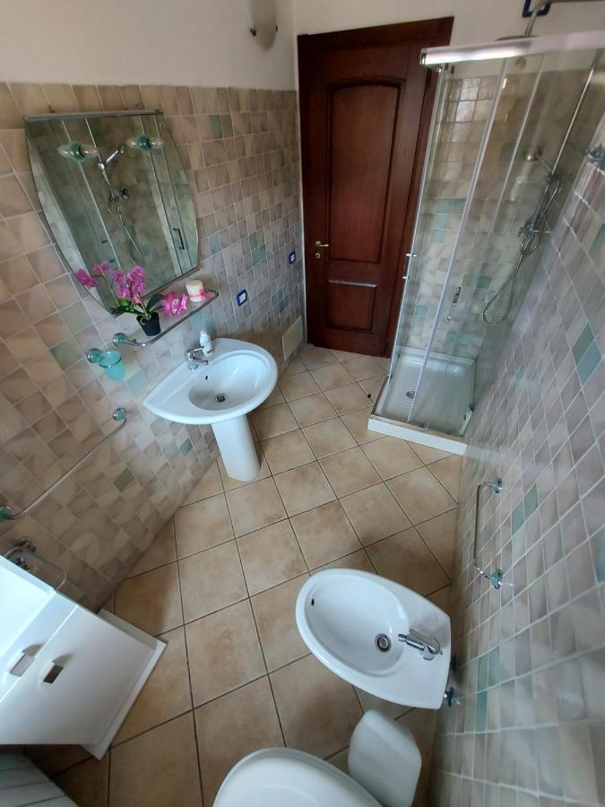 Affittacamere Center Room Tortolì Esterno foto